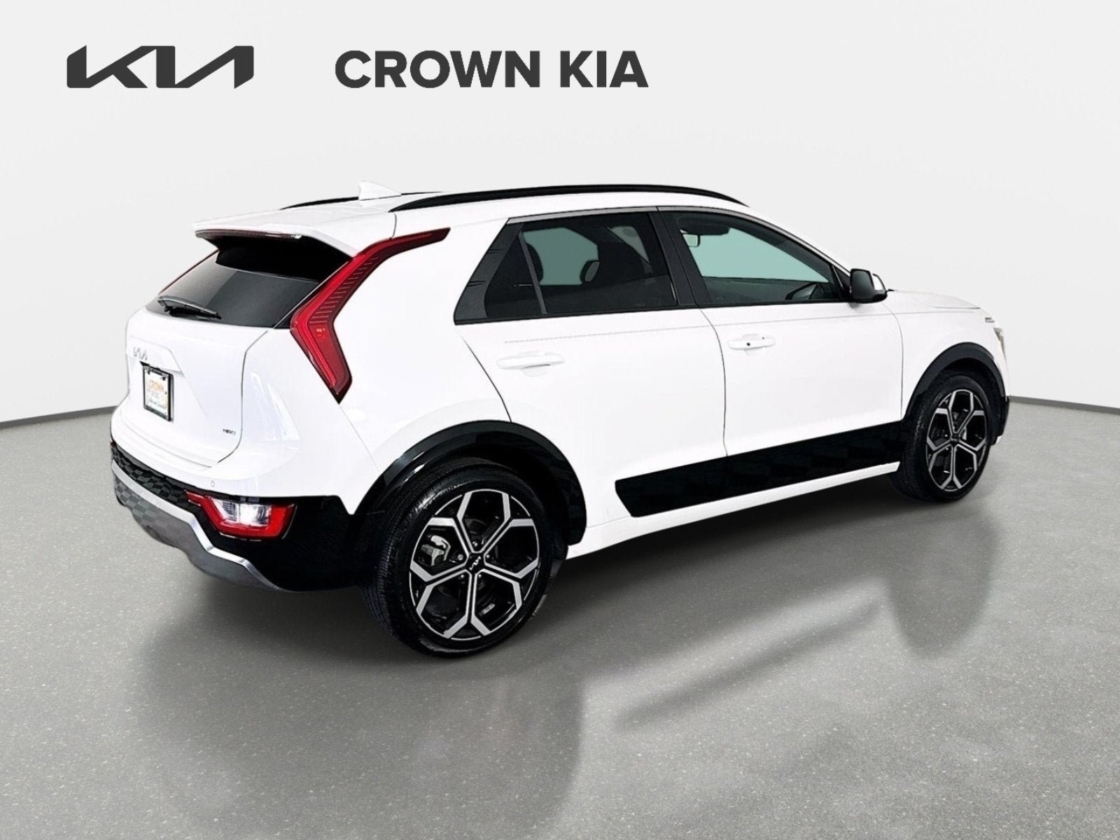 Certified 2023 Kia Niro EX Touring FWD image 5