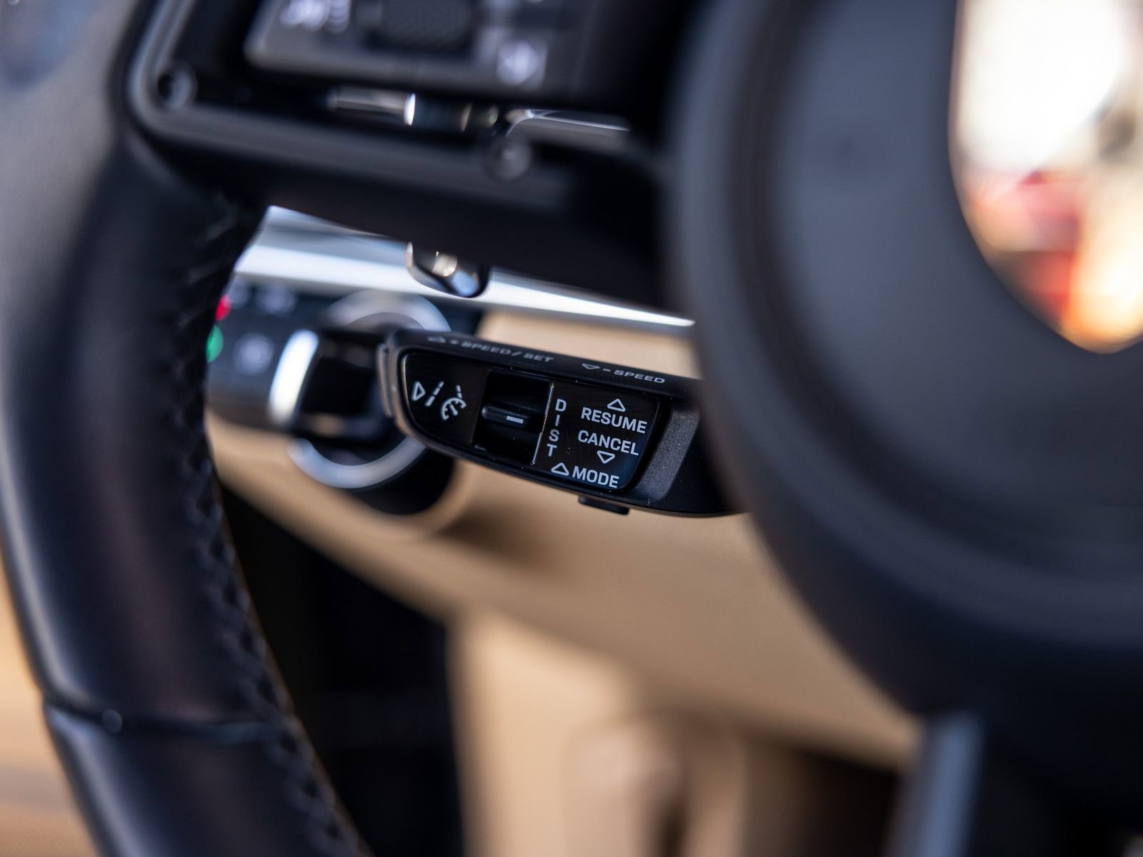 Certified 2023 Porsche Panamera Platinum Edition image 48