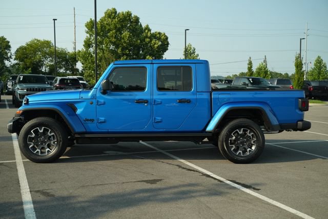 New 2026 Jeep Gladiator Mojave AWD/4WD image 4