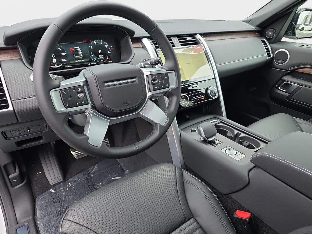 New 2026 Land Rover Discovery Dynamic SE AWD/4WD image 16
