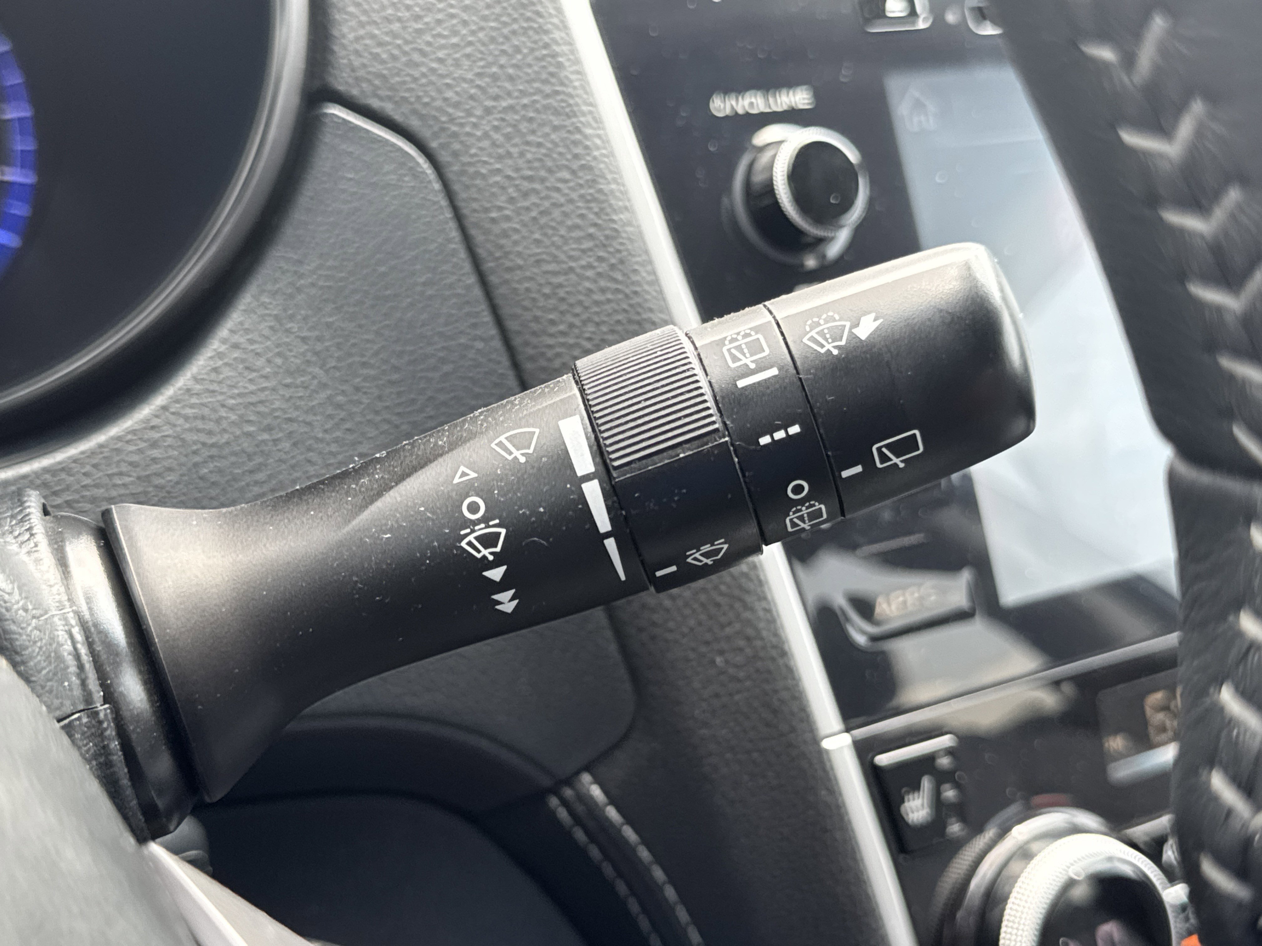 Used 2018 Subaru Outback 2.5i Premium AWD/4WD image 17