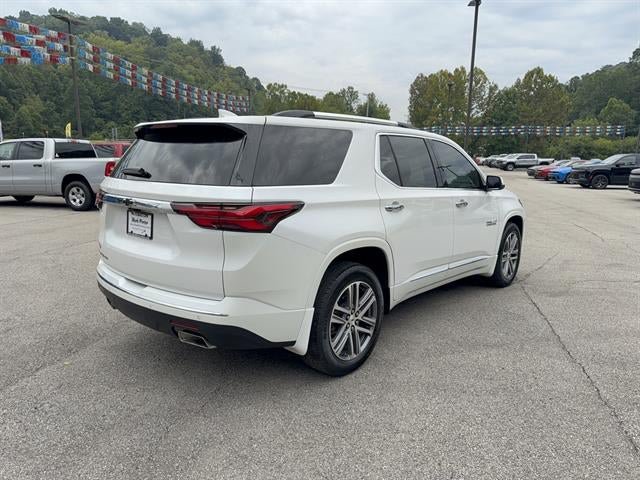 Used 2022 Chevrolet Traverse High Country w/ LPO, Floor Liner Package AWD/4WD image 5