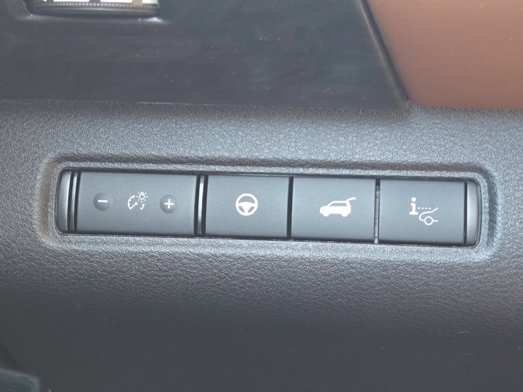 New 2026 Nissan Pathfinder Platinum w/ Accent Package AWD/4WD image 12
