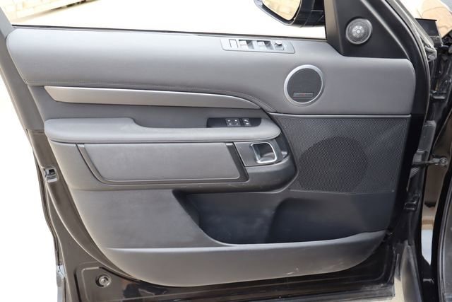 Used 2019 Land Rover Discovery HSE AWD/4WD image 22