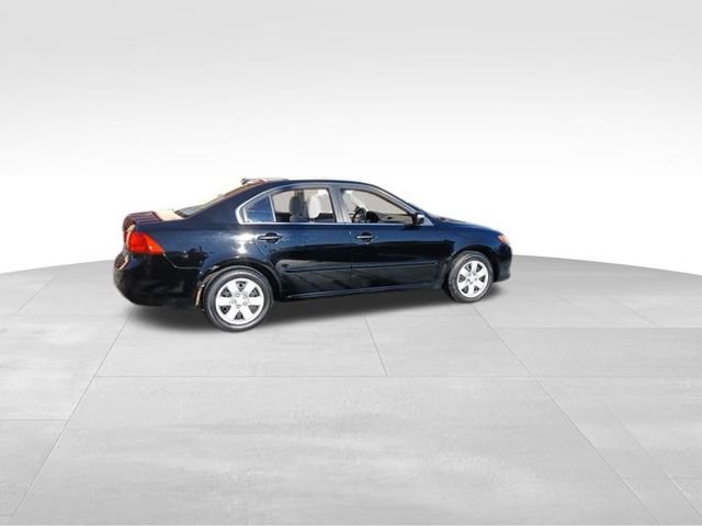 Used 2010 Kia Optima LX image 4