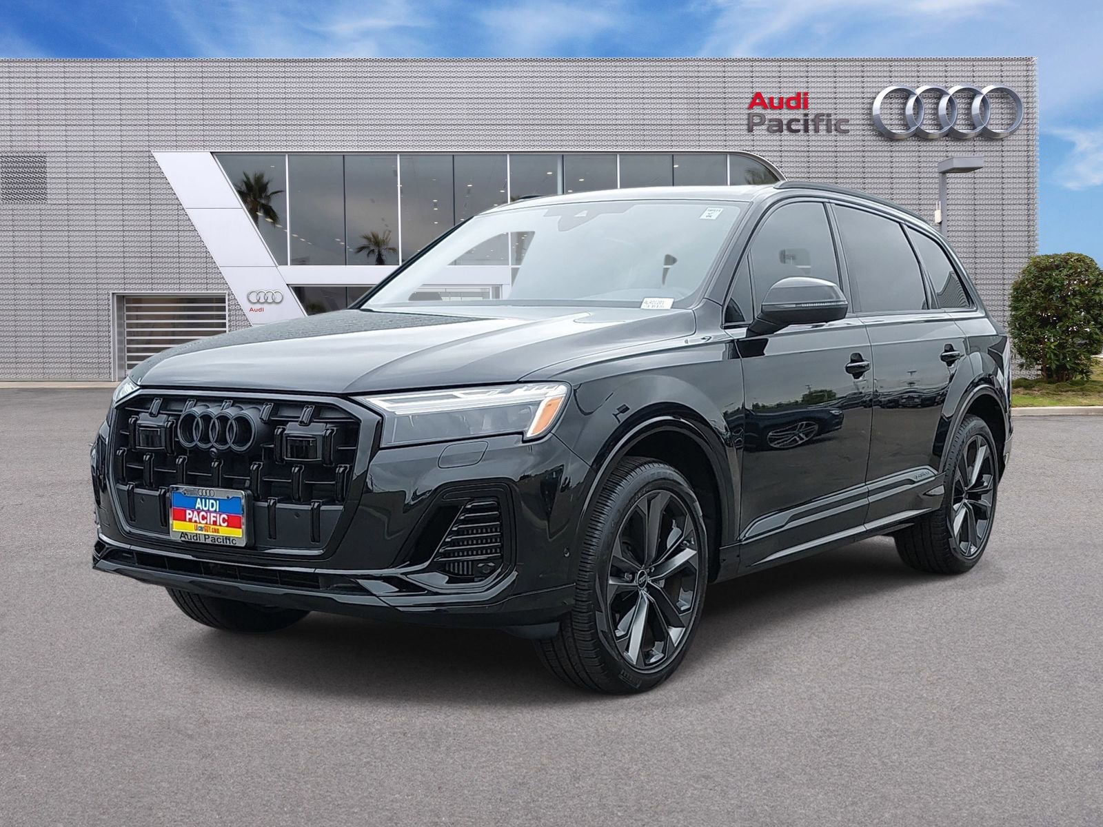 Used 2025 Audi Q7 3.0T Premium Plus w/ Premium Plus Package AWD/4WD image 1