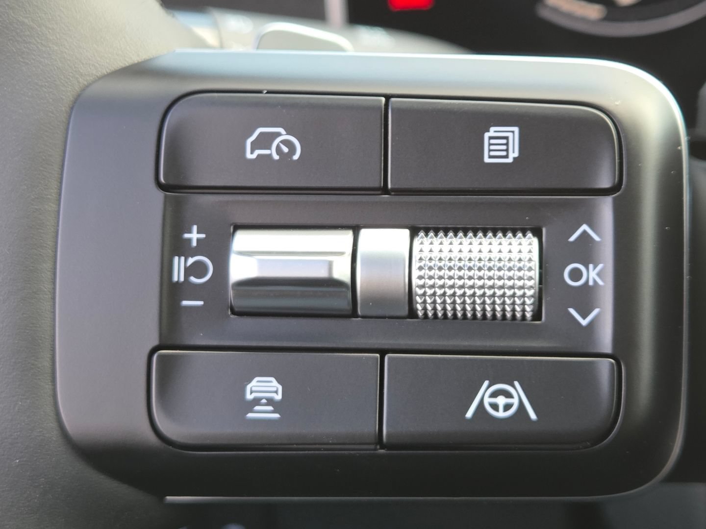 New 2026 Hyundai Santa Fe SE FWD image 31