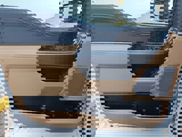 New 2026 Ford F350 Lariat w/ Chrome Package image 42