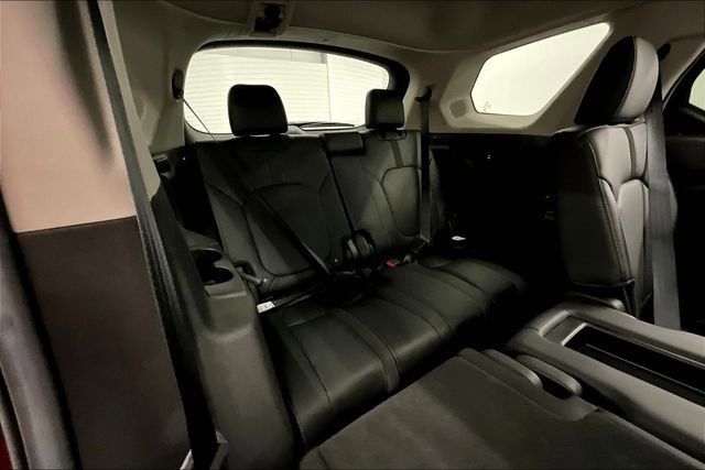 Used 2025 Honda Pilot Touring image 34