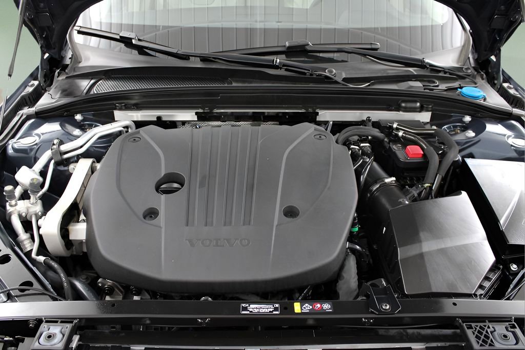 Used 2023 Volvo S60 B5 Plus w/ Climate Package image 41