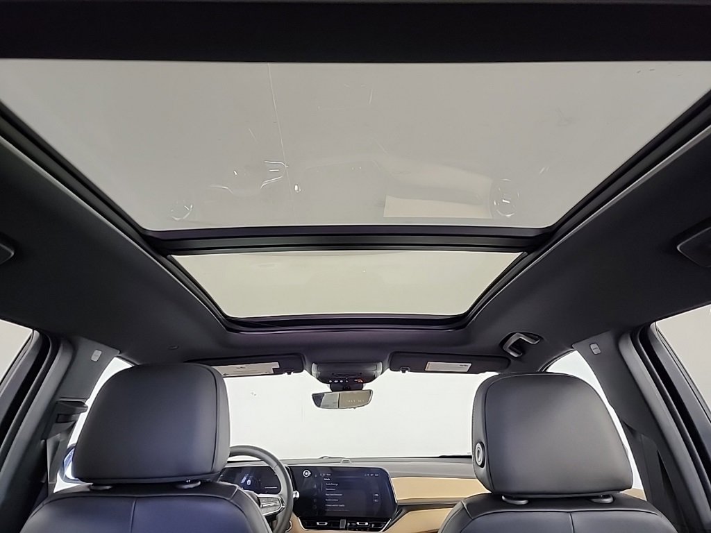 New 2026 Chevrolet Equinox ACTIV w/ Convenience Package III image 19