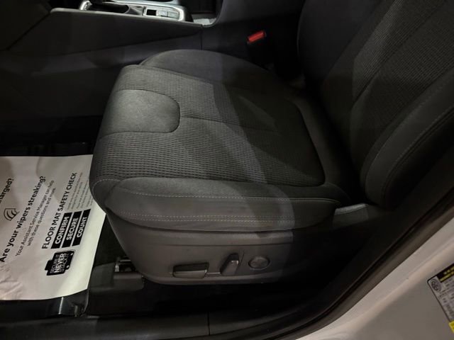 Used 2019 Hyundai Santa Fe SEL w/ Cargo Package FWD image 24