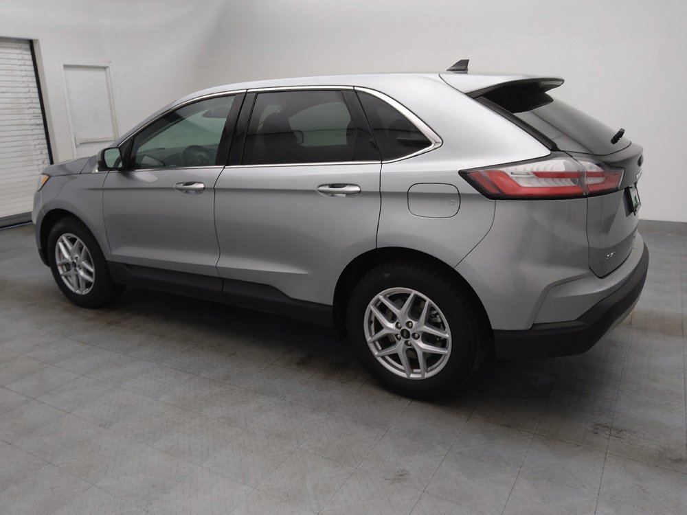 Used 2024 Ford Edge SEL image 3