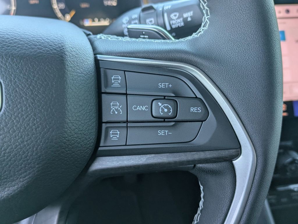 New 2025 Jeep Grand Cherokee L Limited image 21