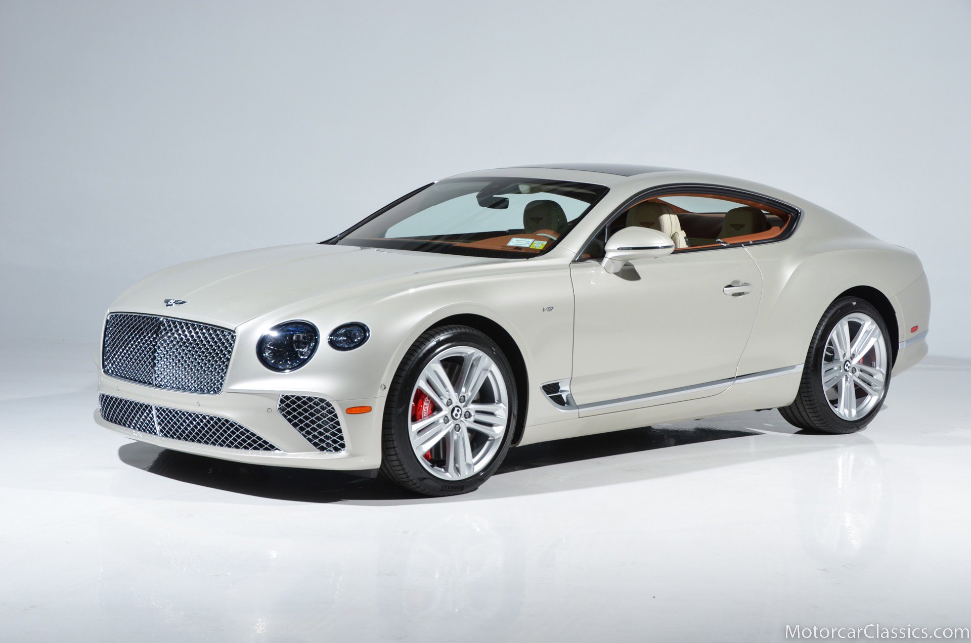 Used 2022 Bentley Continental GT image 3