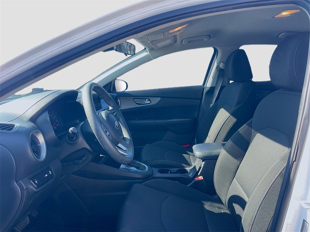 Used 2021 Kia Forte LXS image 10