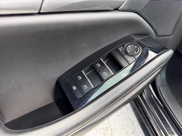 Used 2024 MAZDA MAZDA3 s FWD image 13