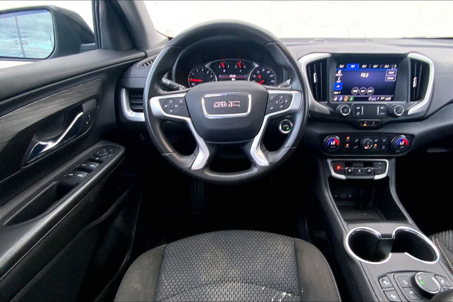 Used 2023 GMC Terrain SLE w/ Driver Convenience Package FWD image 14