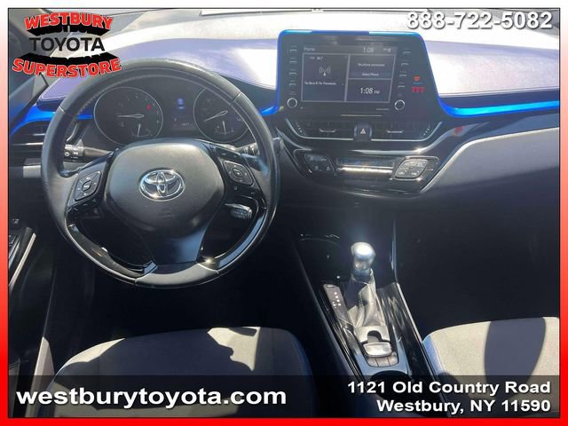 Used 2020 Toyota C-HR XLE FWD image 15
