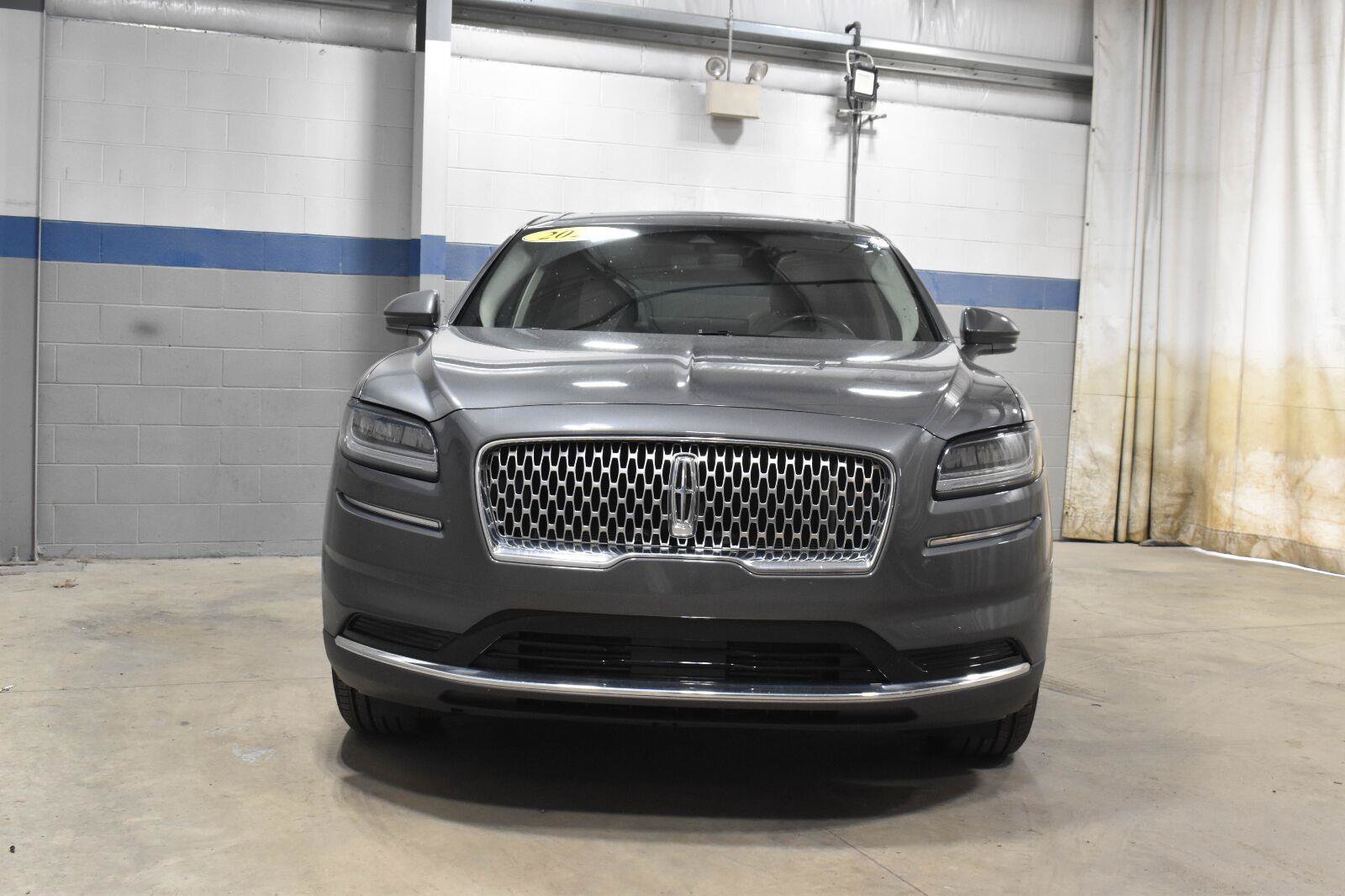 Used 2023 Lincoln Nautilus Reserve AWD/4WD image 28