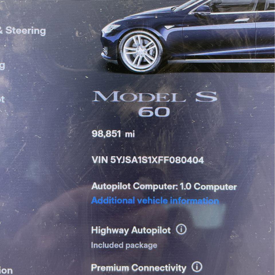 Used 2015 Tesla Model S 90 image 21