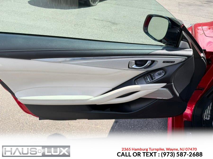 Used 2017 INFINITI Q60 Red Sport 400 AWD/4WD image 13
