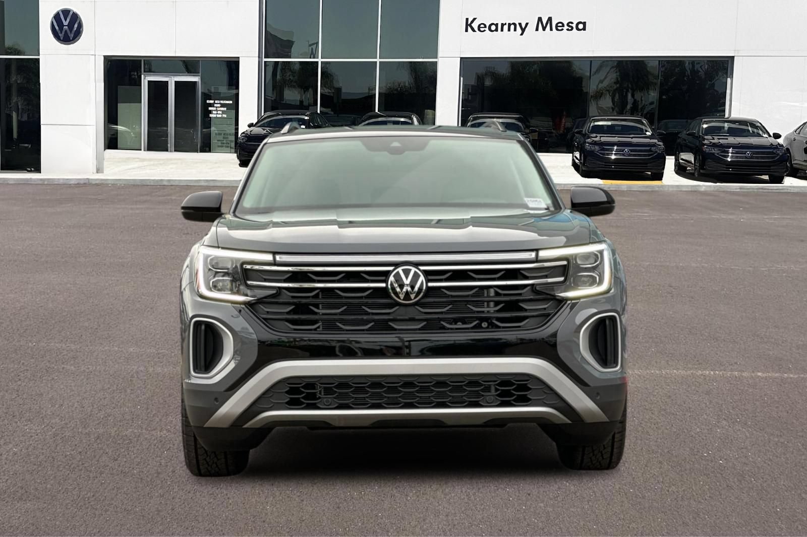 New 2025 Volkswagen Atlas Peak Edition SE AWD/4WD image 9