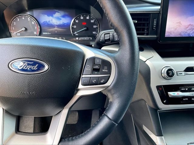 Used 2023 Ford Explorer XLT w/ Equipment Group 202A AWD/4WD image 24