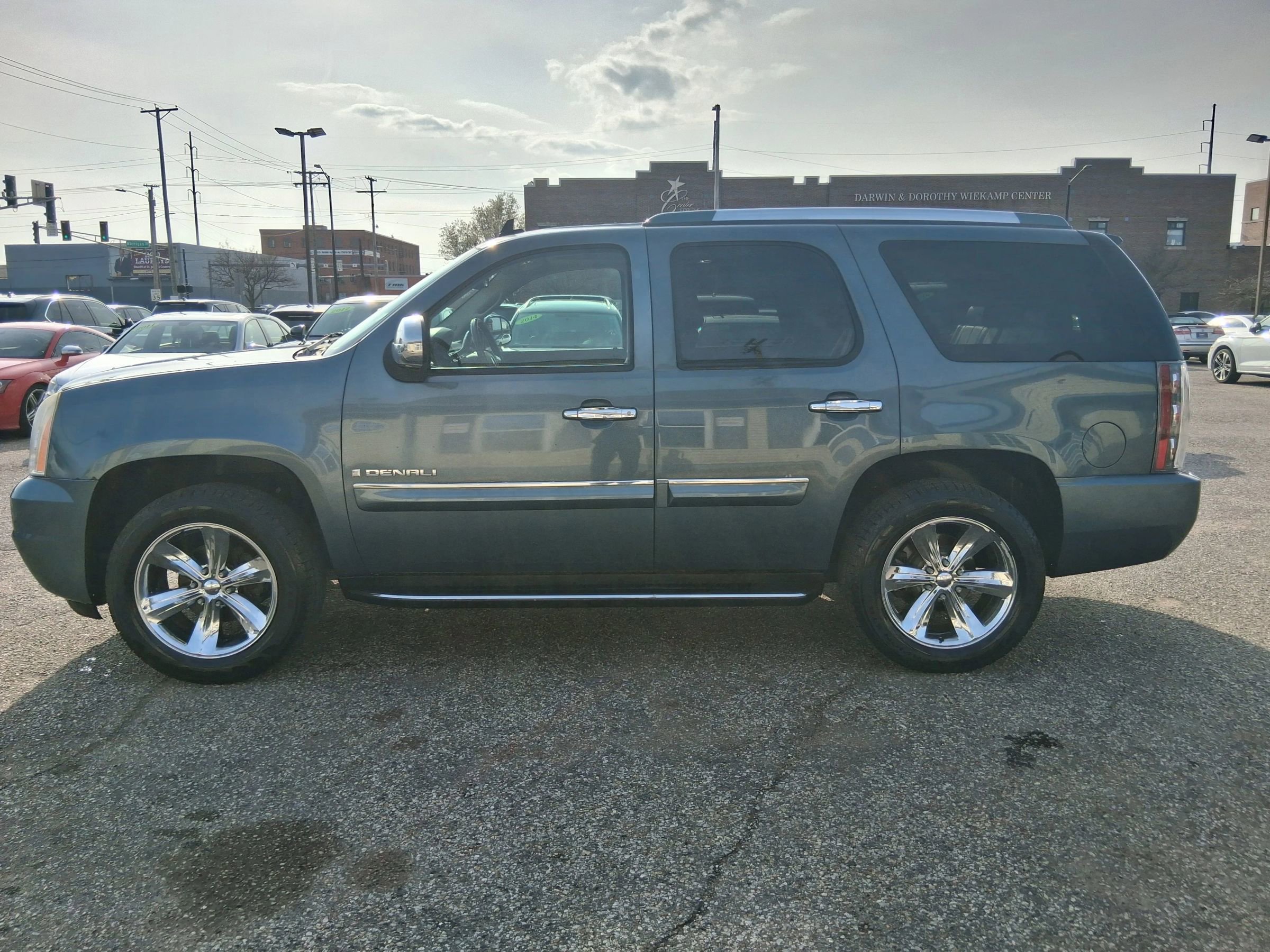 Used 2007 GMC Yukon Denali image 5
