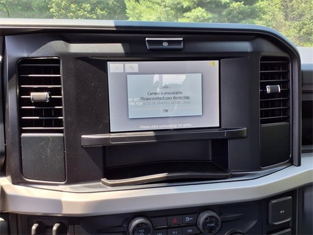 New 2025 Ford F550 4x4 Crew Cab image 18