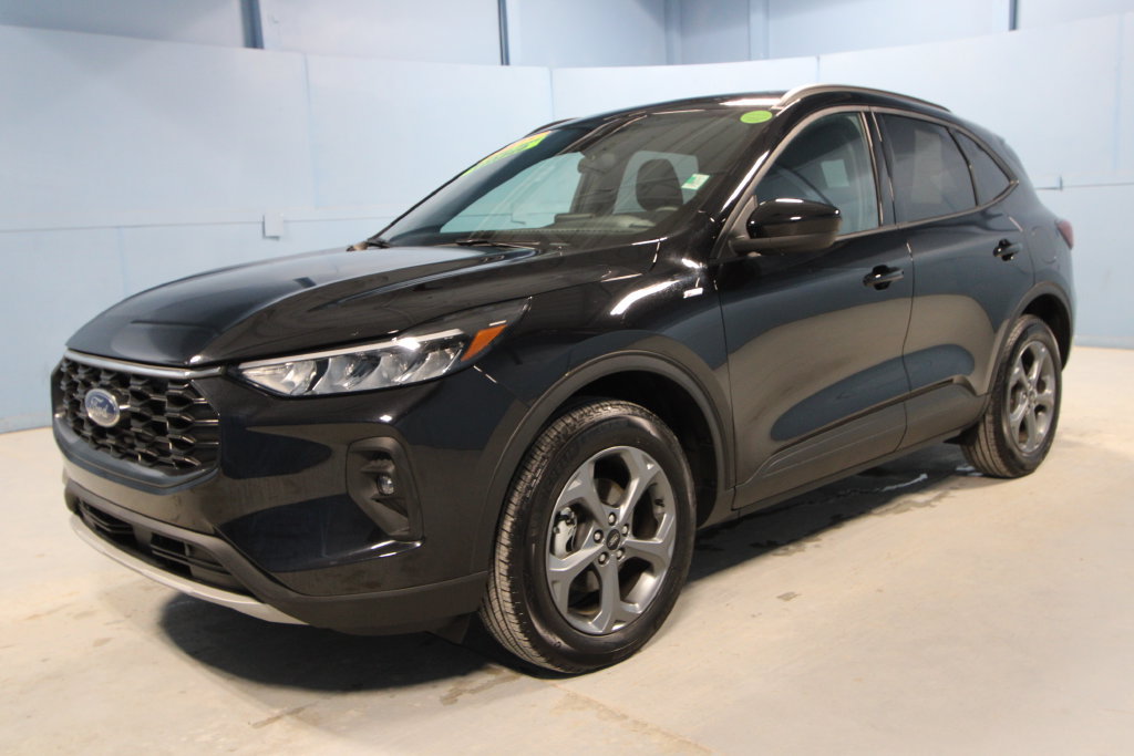 Used 2025 Ford Escape ST-Line Select AWD/4WD image 24