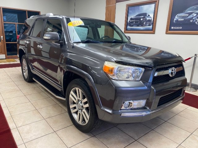 Used 2011 Toyota 4Runner Limited AWD/4WD image 9