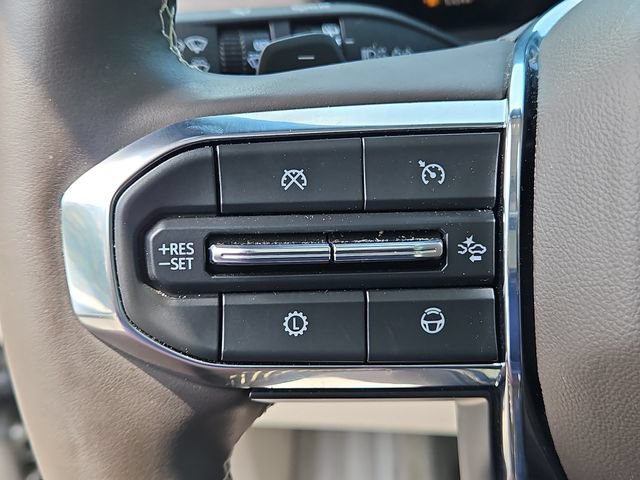 Used 2025 GMC Acadia Denali w/ Super Cruise Package FWD image 22