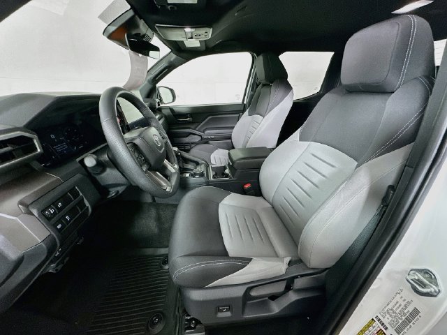Used 2024 Toyota Tacoma TRD Sport AWD/4WD image 27