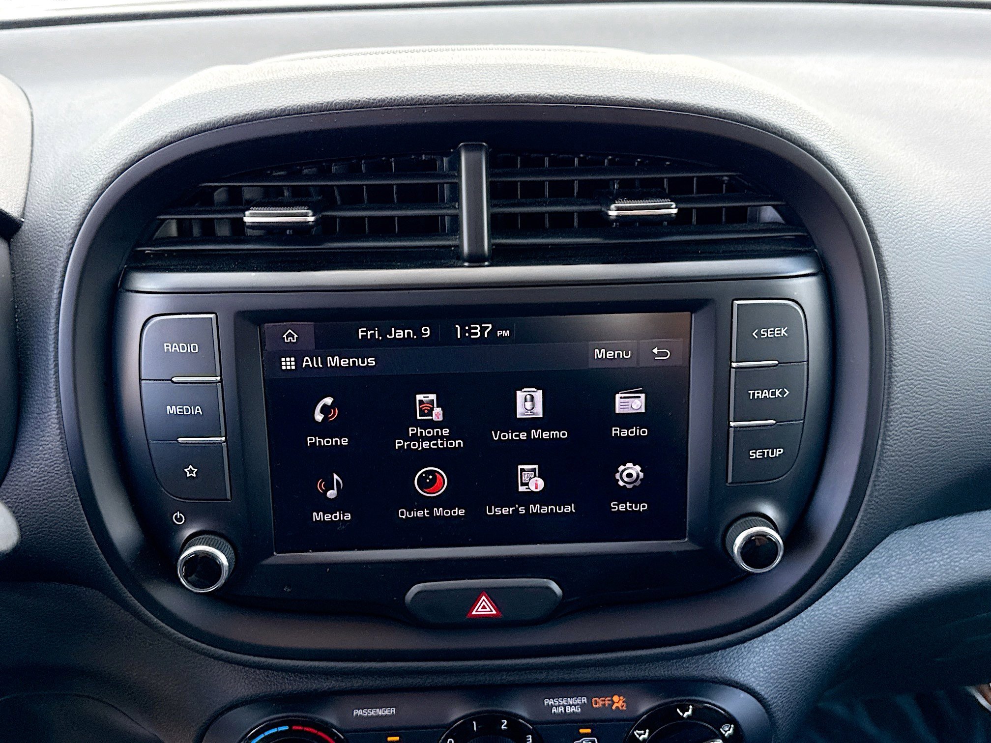 Used 2022 Kia Soul LX image 27