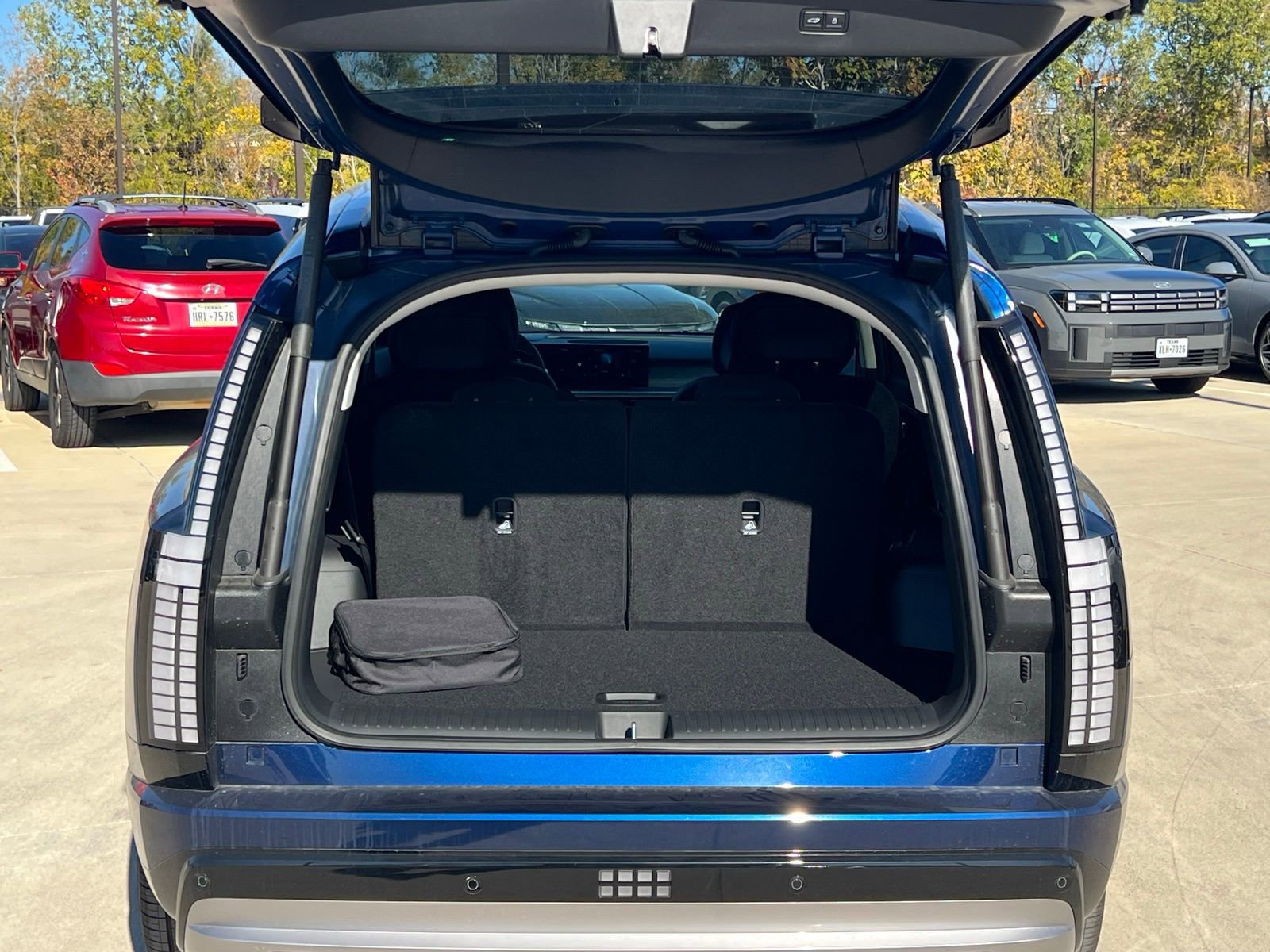 New 2026 Hyundai Ioniq 9 Limited image 14