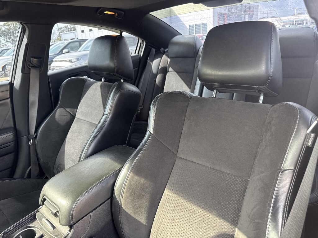 Used 2020 Dodge Charger R/T w/ Plus Group image 29