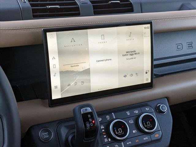 New 2025 Land Rover Defender 130 S image 12