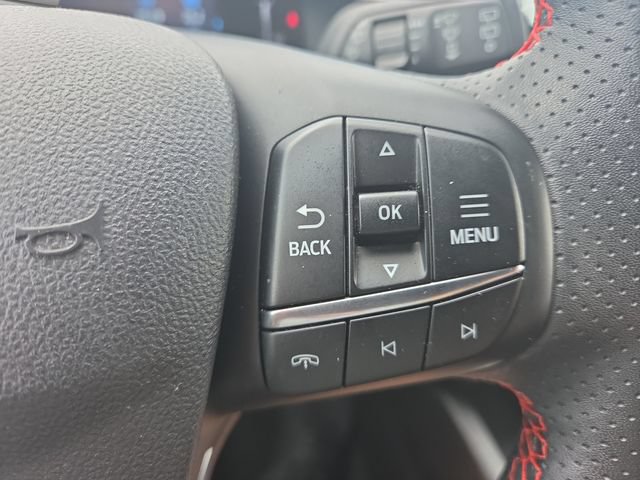 Used 2024 Ford Escape ST-Line w/ Tech Pack #1 AWD/4WD image 16