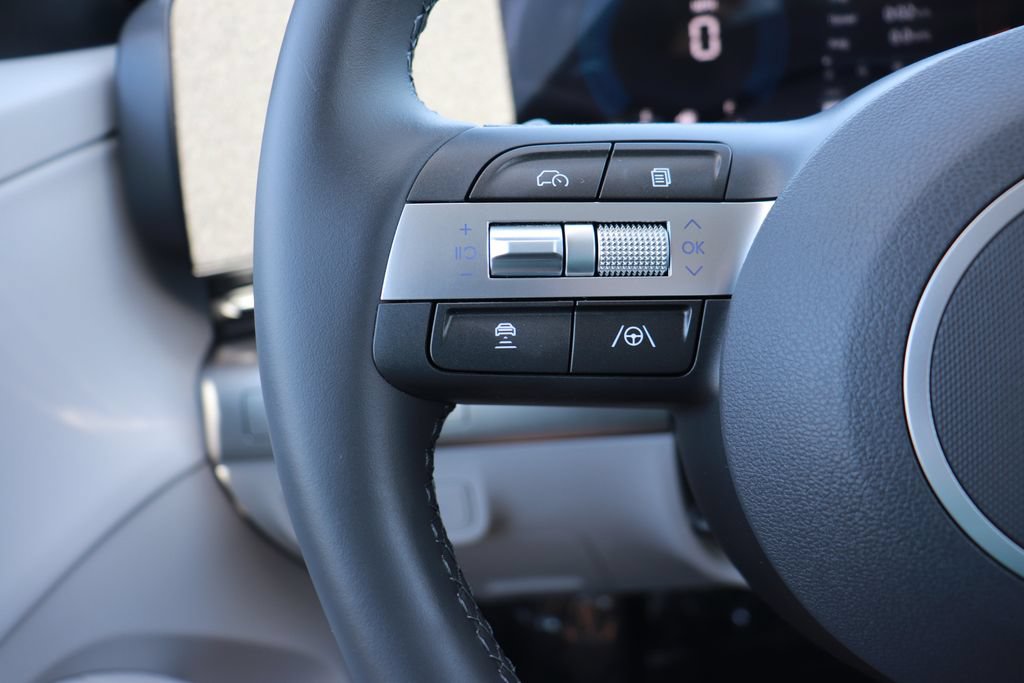 Used 2026 Hyundai Kona SEL Premium FWD image 20