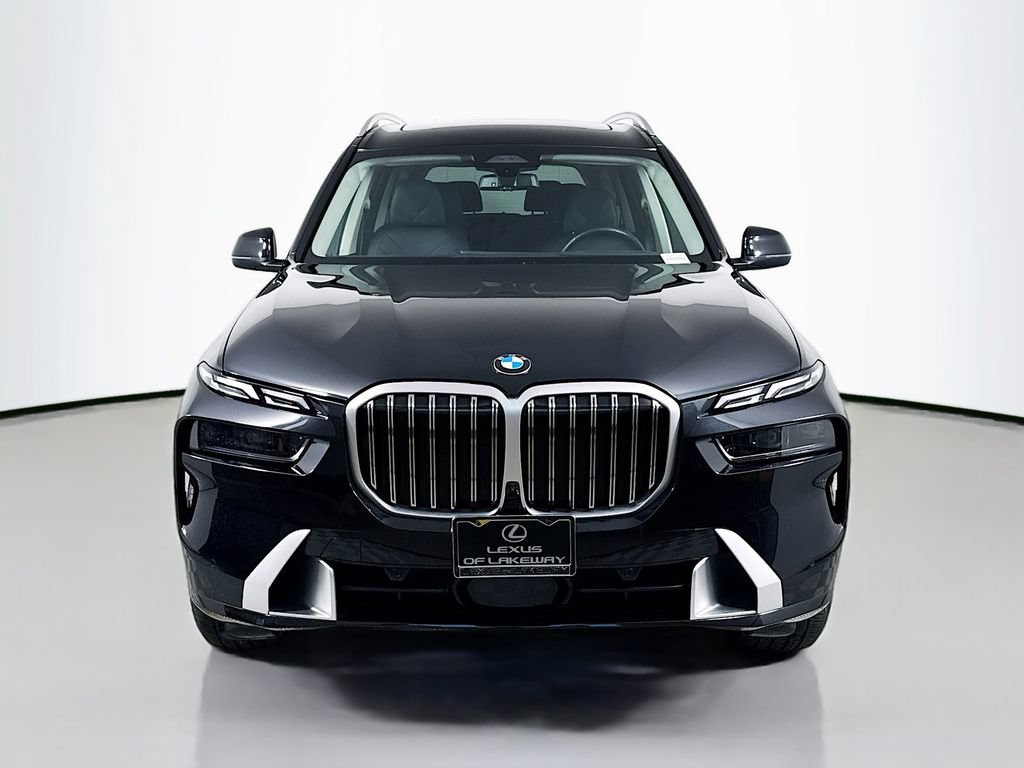 Used 2024 BMW X7 xDrive40i w/ Premium Package AWD/4WD image 2