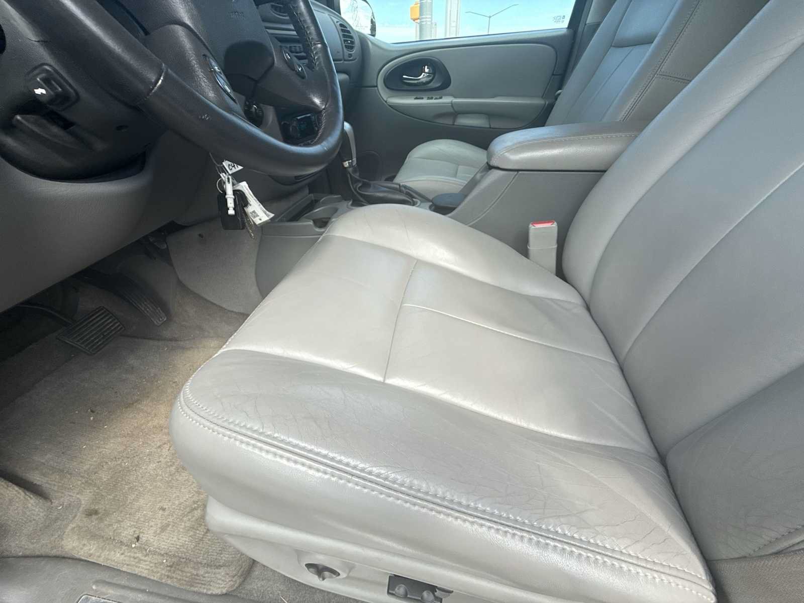Used 2005 Chevrolet TrailBlazer LT AWD/4WD image 32