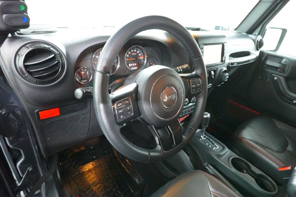 Used 2017 Jeep Wrangler Unlimited Rubicon AWD/4WD image 24
