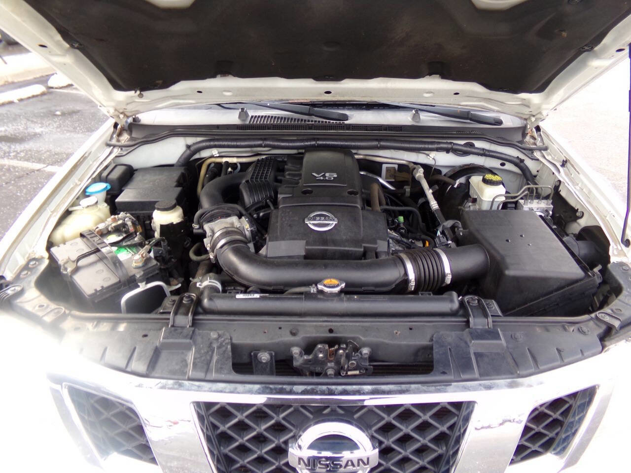 Used 2018 Nissan Frontier SV image 27