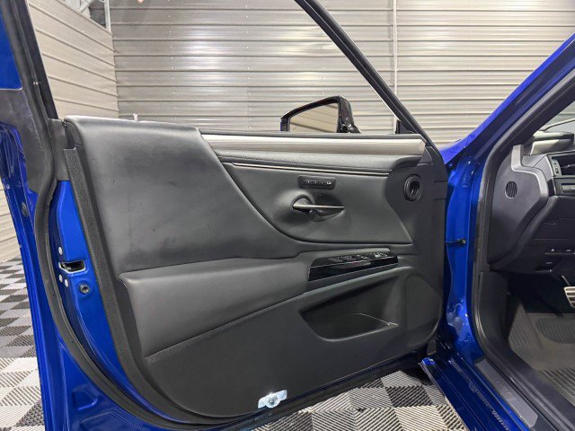 Used 2023 Lexus ES 300h F Sport image 35