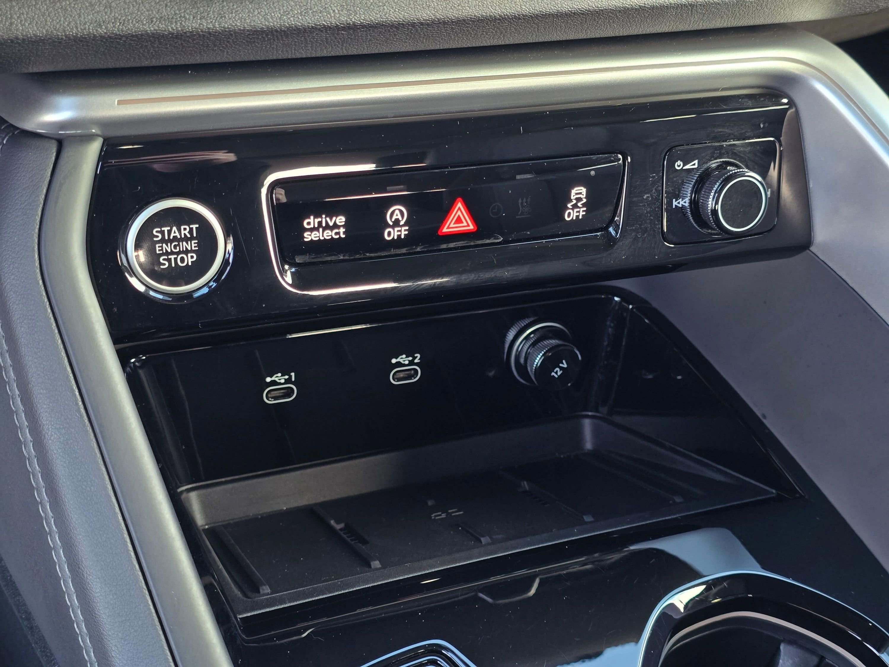 Certified 2025 Audi Q5 Premium Plus w/ Premium Plus AWD/4WD image 16