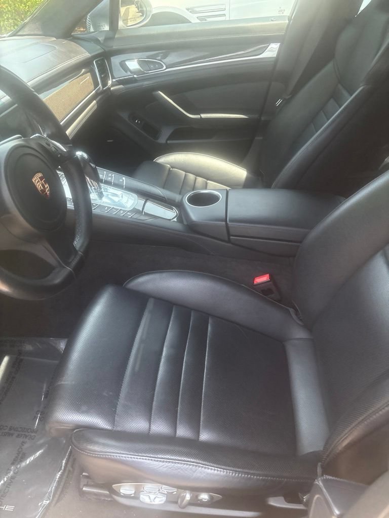 Used 2015 Porsche Panamera AWD/4WD image 21
