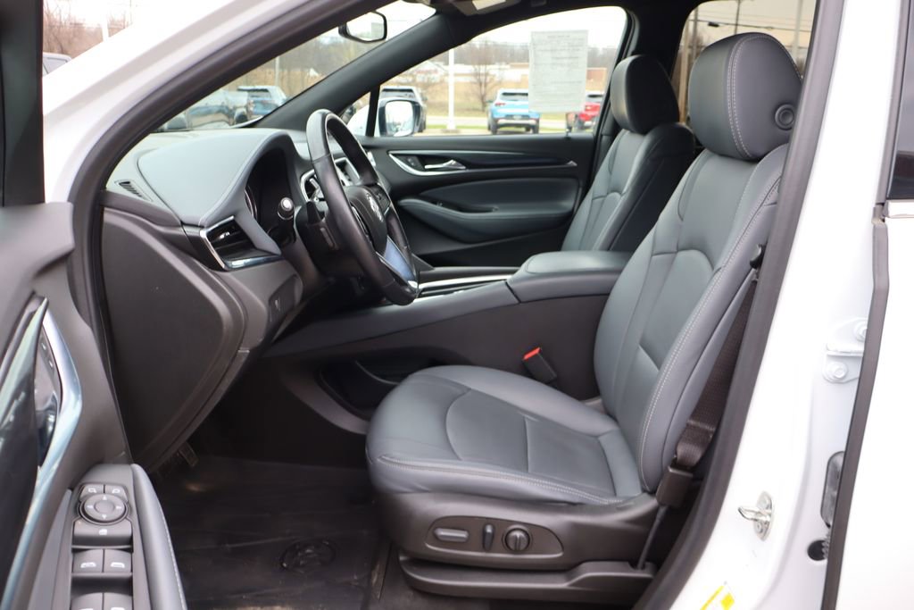 Used 2024 Buick Enclave Essence w/ LPO, Floor Liner Package image 9