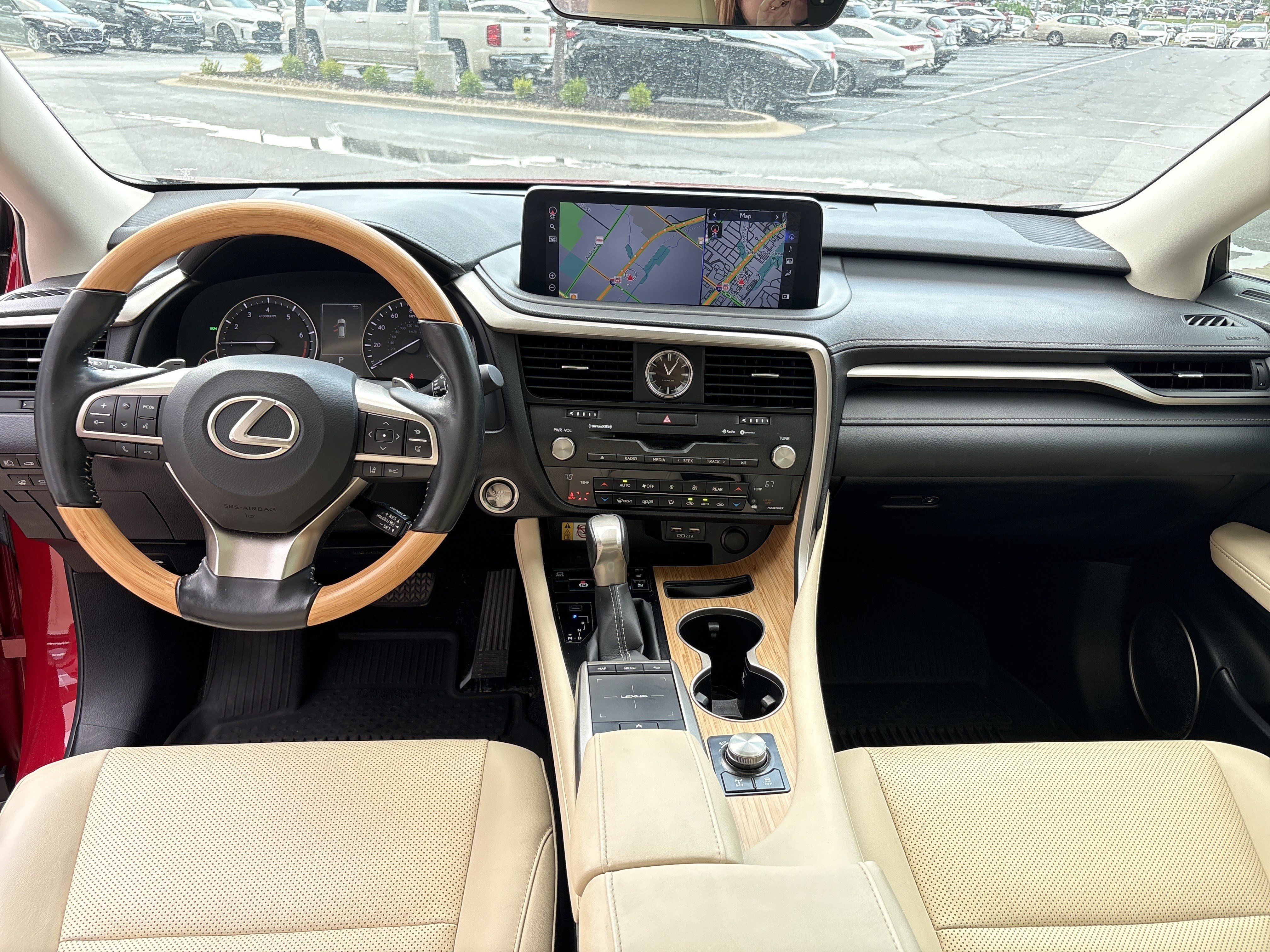 Used 2022 Lexus RX 350L Premium w/ Premium Package AWD/4WD image 29