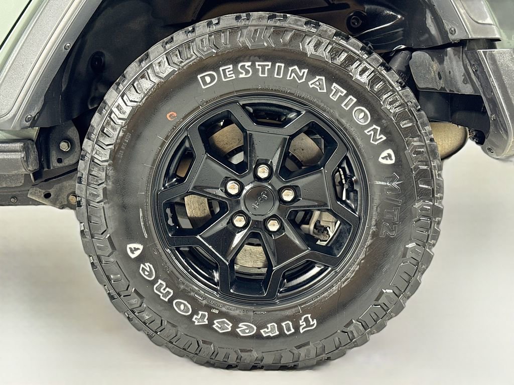 Used 2023 Jeep Wrangler Unlimited w/ Safety Group AWD/4WD image 12